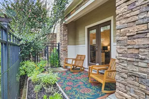 2411 Beall St, Houston, TX 77008 - Photo 42