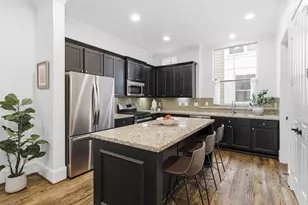 2411 Beall St, Houston, TX 77008 - Photo 12