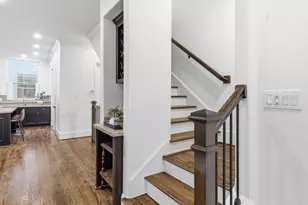 2411 Beall St, Houston, TX 77008 - Photo 32
