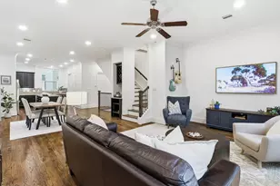 2411 Beall St, Houston, TX 77008 - Photo 30