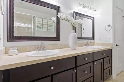 2411 Beall Street, Houston, TX 77008 - Photo 36