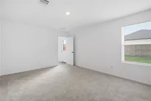 2327 Still Bend Ln, League City, TX 77573 - Photo 6