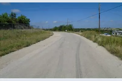 276 Coyote Trail, Rhome, TX 76078 - Photo 6