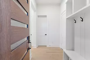 815A Lawrence St, Houston, TX 77007 - Photo 4