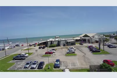3600 Avenue S 1/2, Galveston, TX 77550 - Photo 2