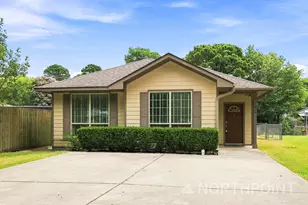 14156 Shadow Bay Dr, Willis, TX 77318 - Photo 1