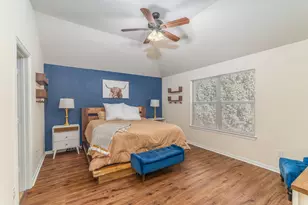 2318 Perkins Crossing Dr, Conroe, TX 77304 - Photo 2
