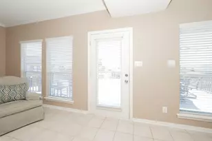 543 Sunset Cir, Galveston, TX 77554 - Photo 16