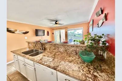 9520 Seawall Boulevard #111, Galveston, TX 77554 - Photo 6