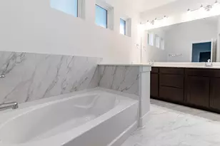 2405 Seaglass Ter Dr, Katy, TX 77493 - Photo 8