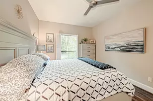 11711 Memorial Dr, Houston, TX 77024 - Photo 12
