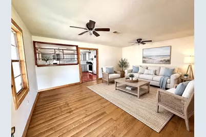 4439 9th Street, Bacliff, TX 77518 - Photo 4