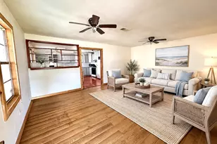 4439 9th St, Bacliff, TX 77518 - Photo 4