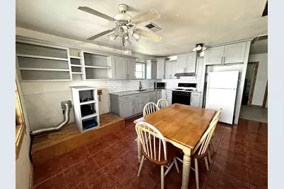 4439 9th Street, Bacliff, TX 77518 - Photo 6