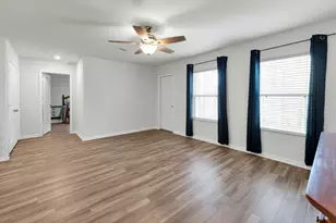 146 Oak Cir, Livingston, TX 77351 - Photo 4