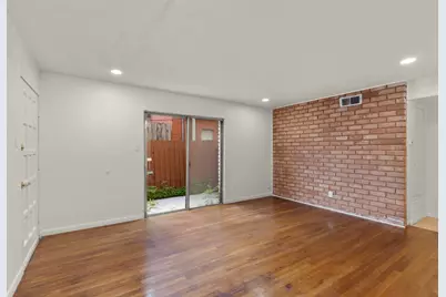 2229 Mimosa Drive #5, Houston, TX 77019 - Photo 2