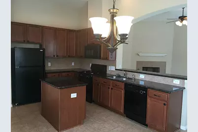 10006 Kendahlwood Lane, Tomball, TX 77375 - Photo 2