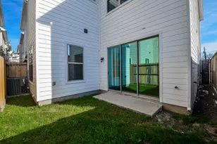 1103 Fuschia Rd, Houston, TX 77055 - Photo 14