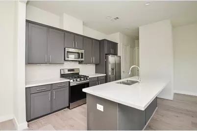 1103 Fuschia Road, Houston, TX 77055 - Photo 18