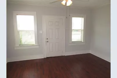 4002 S 1/2, Galveston, TX 77550 - Photo 10