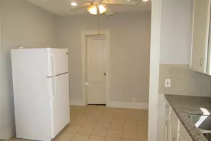 4002 S 1/2, Galveston, TX 77550 - Photo 6