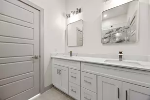 11137 Rd 5503, Cleveland, TX 77327 - Photo 12