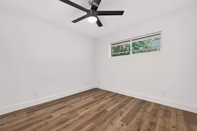 10819 Oasis Drive, Houston, TX 77096 - Photo 28