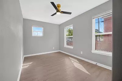 2917 Avenue M, Galveston, TX 77550 - Photo 22