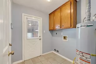 1015 Oak Leaf St, La Porte, TX 77571 - Photo 24