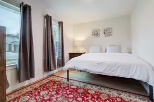 4009 Woodshire St, Houston, TX 77025 - Photo 8