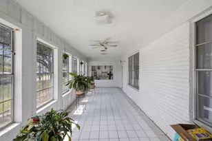 2202 French Pl, Baytown, TX 77520 - Photo 6