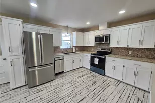 120 Ronald Ave, Bay City, TX 77414 - Photo 8