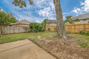 934 Goldfinch Ave, Sugar Land, TX 77478 - Photo 42