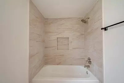 934 Goldfinch Avenue, Sugar Land, TX 77478 - Photo 10