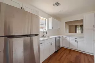 934 Goldfinch Ave, Sugar Land, TX 77478 - Photo 22