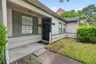5418 Grand Lake St, Houston, TX 77081 - Photo 6