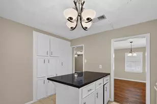 5418 Grand Lake St, Houston, TX 77081 - Photo 18