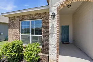 1125 Lakeway Crossing Dr, Temple, TX 76502 - Photo 2