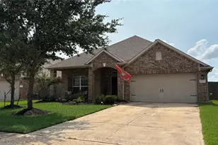 9810 Shimmering Lakes Dr, Rosharon, TX 77583 - Photo 1