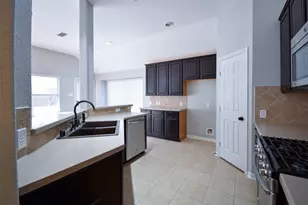 31 Rolling Ridge Ct, Conroe, TX 77385 - Photo 6