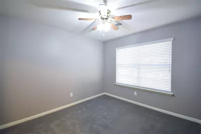 31 Rolling Ridge Court, Conroe, TX 77385 - Photo 16