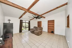 5102 Pepper Mill St, Baytown, TX 77521 - Photo 12