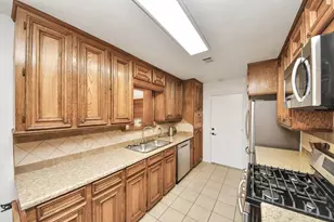 5102 Pepper Mill St, Baytown, TX 77521 - Photo 28