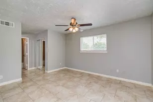 10555 Turtlewood Ct, Houston, TX 77072 - Photo 18