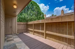 10555 Turtlewood Ct, Houston, TX 77072 - Photo 4