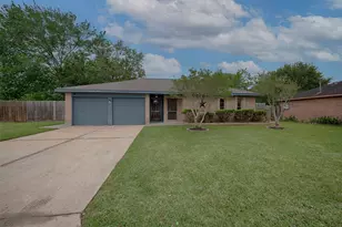 503 Brendon Park Ln, Friendswood, TX 77546 - Photo 2