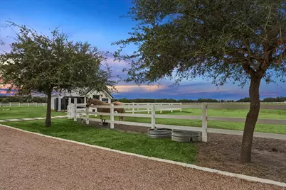 4050 Fm 2714, Round Top, TX 78954 - Photo 28