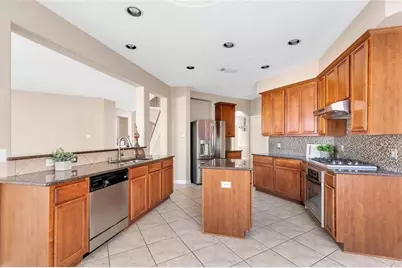 13019 Chandler Chase Court, Houston, TX 77044 - Photo 12