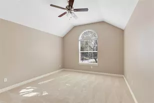 13019 Chandler Chase Ct, Houston, TX 77044 - Photo 32