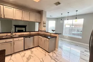 14802 Belterraza Dr, Houston, TX 77083 - Photo 8